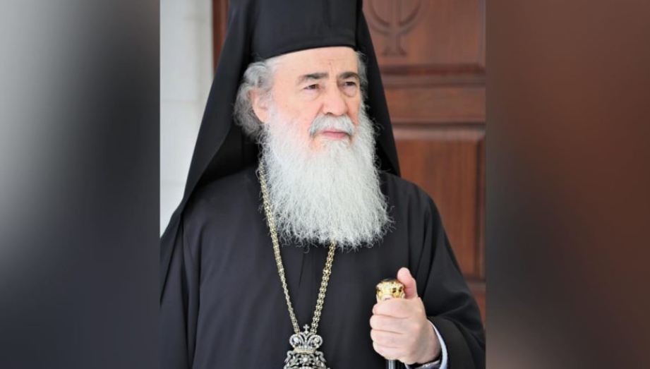 غبطة البطريرك ثيوفيلوس الثالث: وسام المئوية يجسد مكانة الكنيسة المقدسية لدى الهاشميين