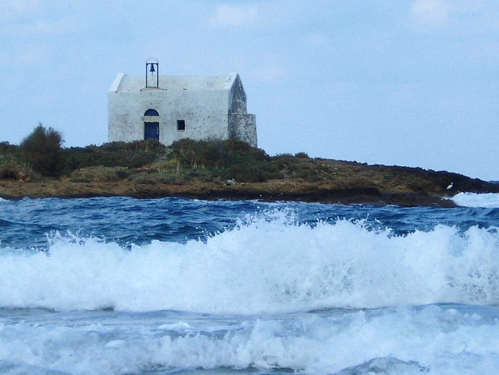Η νησίδα «Αφέντης Χριστός» στην Κρήτη δέχεται πάλι επισκέπτες