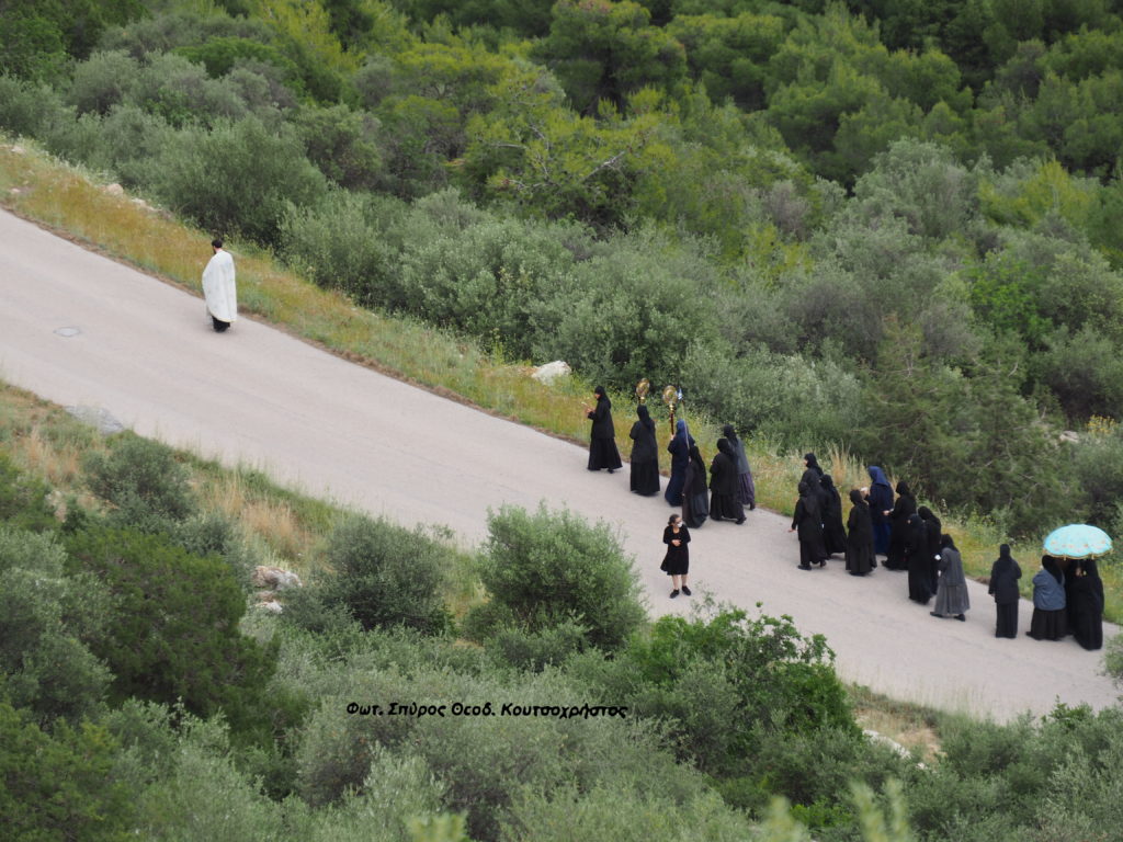 Μοναστηριακές παραδόσεις της Διακαινησίμου Εβδομάδος