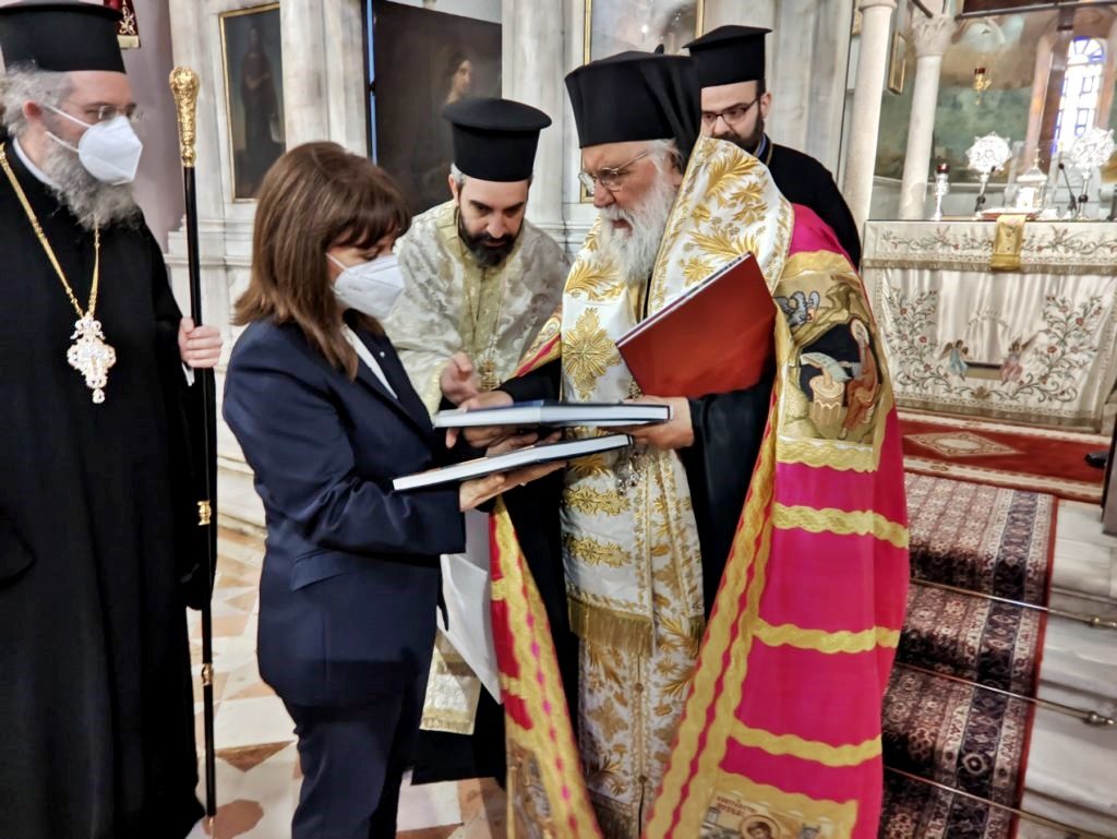 ΚΕΡΚΥΡΑ: Η Πρόεδρος της Δημοκρατίας στον Άγιο Σπυρίδωνα
