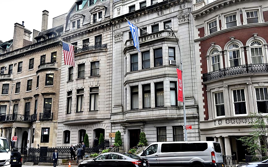 Νέα Υόρκη: Ελάφρυνση μέτρων για τους εμβολιασμένους πιστούς