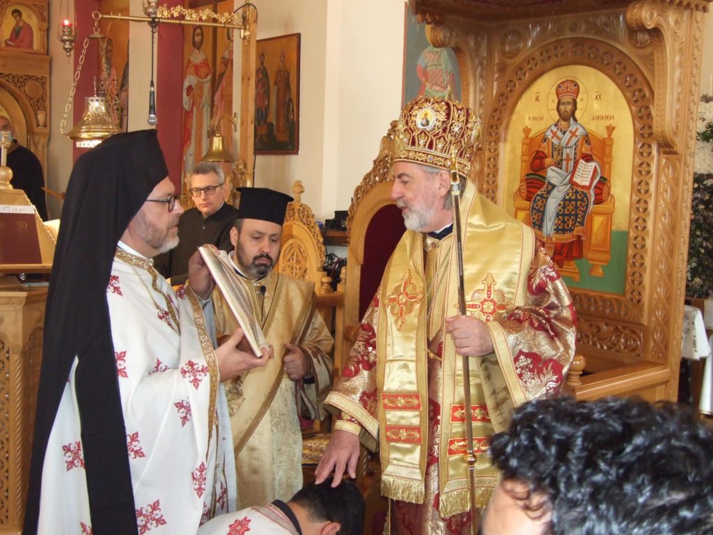 Χειροθεσία πνευματικού στην Αρχιεπισκοπή Θυατείρων