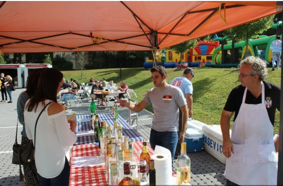 “Naša crkva uvek bila mesto okupljanja”: Ambasada Srbije u SAD na festivalu srpske hrane i kulture (FOTO)