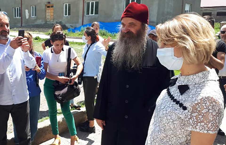 ნინო ლომჯარია ნინოწმინდის ბავშვთა პანსიონში იმყოფება