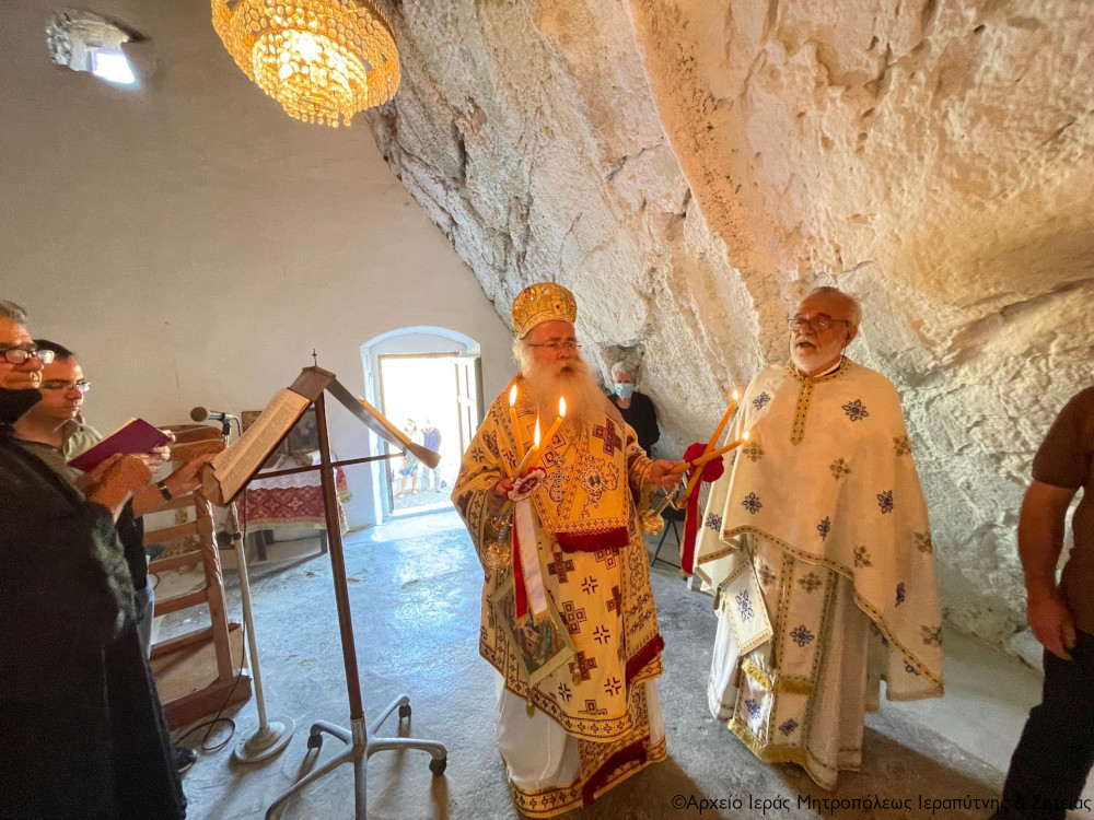 Πανηγύρισε ο σπηλαιώδης Ναός του Αγίου Πνεύματος στη Σητεία