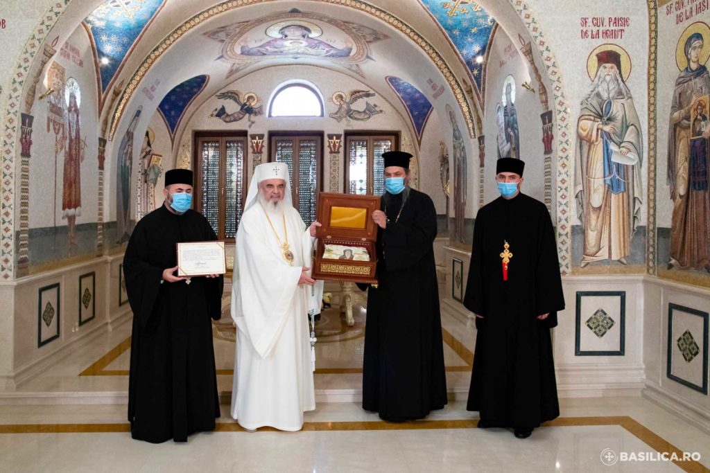 Ο Πατριάρχης δώρισε σε Ενορία πολύτιμο κειμήλιο