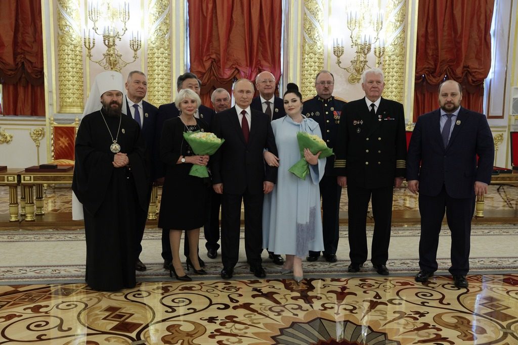 Metropolitan Hilarion of Volokolamsk receives National Award of the Russian Federation