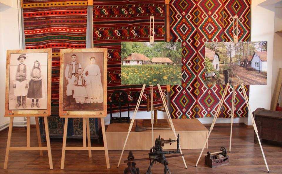 Expoziție de fotografie dedicată bisericilor românești din Banatul sârbesc