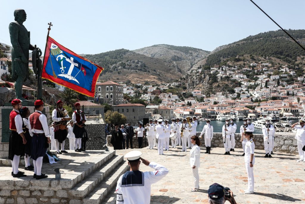 Η ΠτΔ τιμάει τη μνήμη του Μιαούλη στην Ύδρα