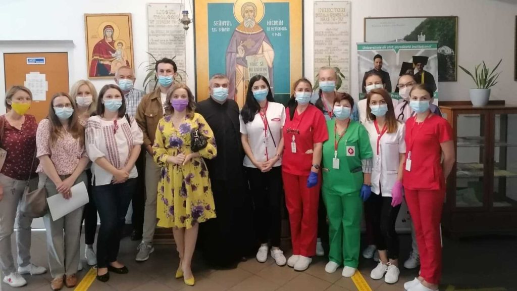 Elevii și profesorii Liceului Teologic din Târgu Jiu au donat sânge