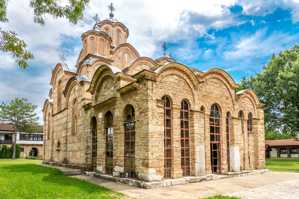 Κλάπηκε η σημαία της Εκκλησίας από Μοναστήρι του Κοσόβου