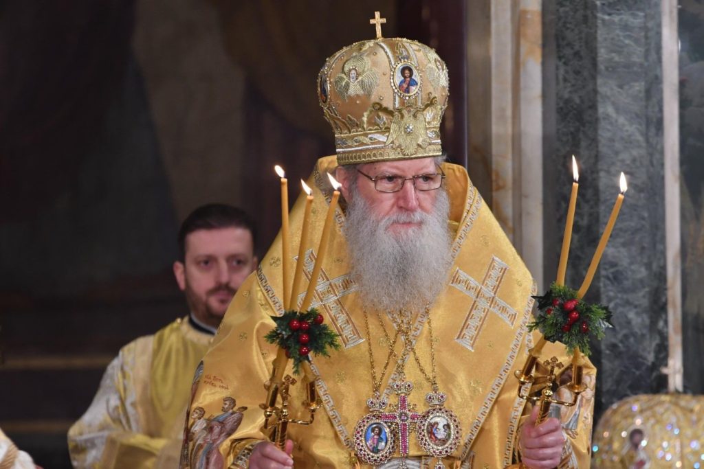 Състоянието на патриарх Неофит се подобрява