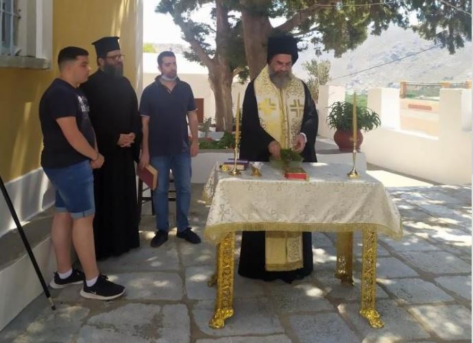 Μητροπολίτης Σύμης: Ο αγώνας και η υπομονή προσελκύουν τη Χάρη του Θεού