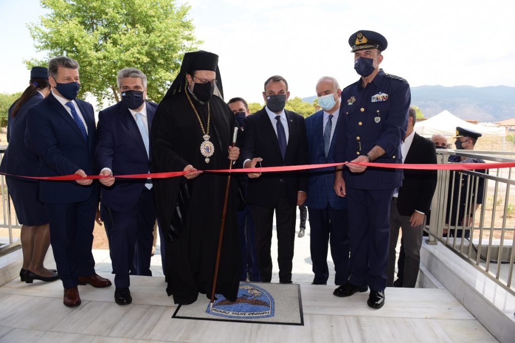 Υπουργός Άμυνας και Μητροπολίτης εγκαινίασαν το “Hellenic Wings Inns”