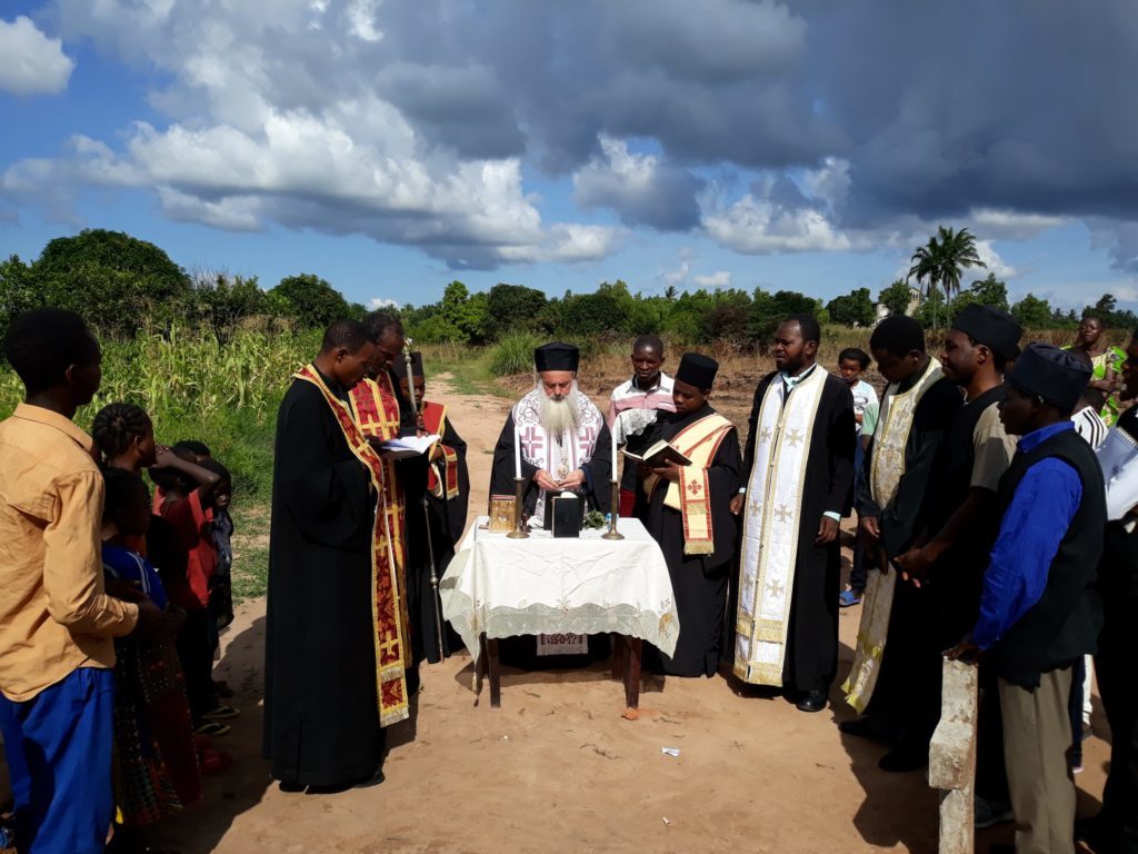 Монашество расцветает в Африке