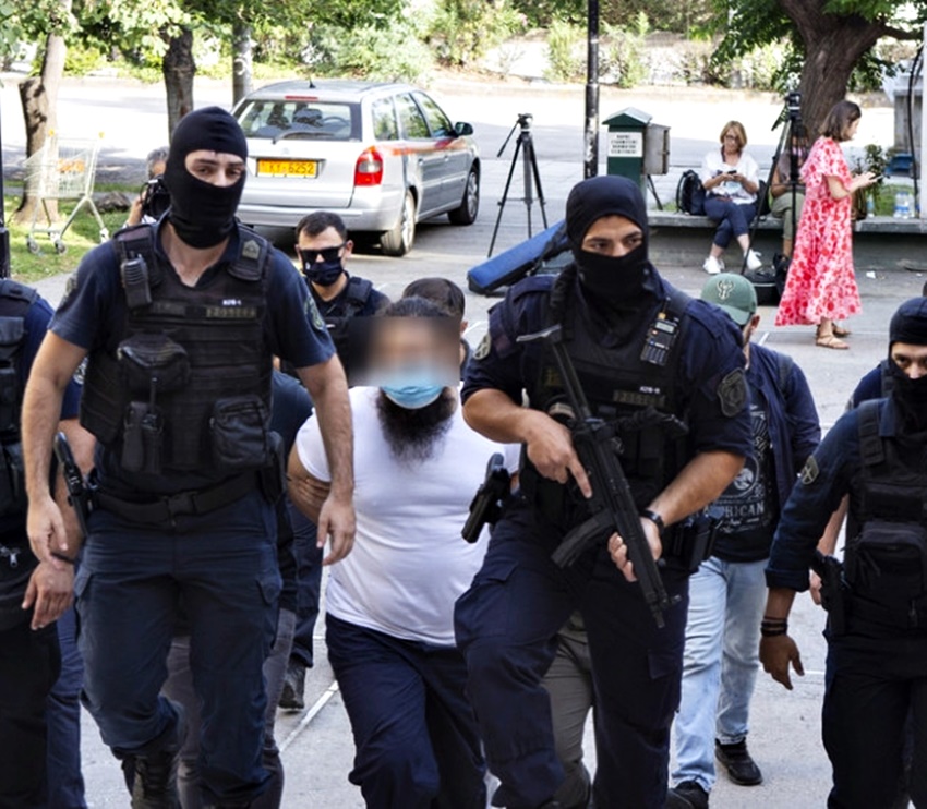 Προφυλακιστέος ο καθηρημένος ιερέας με το βιτριόλι