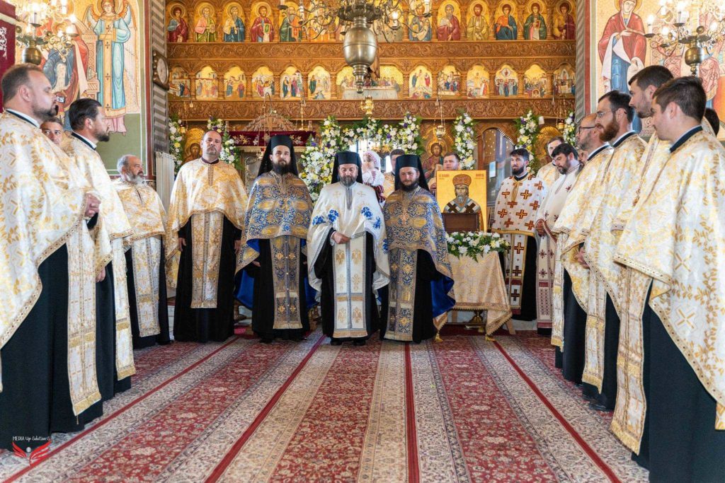 Zilele Hramului de Vară la Parohia Sascut Sat–Schineni: A primit un fragment din moaștele Sf. Dionisie Erhan