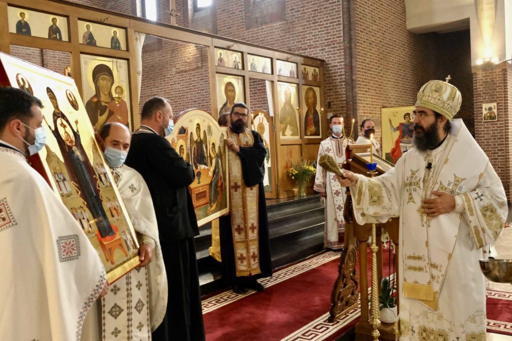 Parohia Uccle: Mitropolitul Iosif a sfinţit icoana Maicii Domnului, Ocrotitoarea românilor de pretutindeni