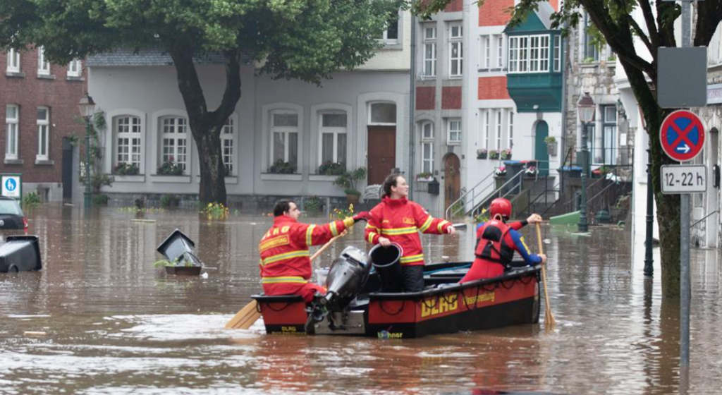 Φονικές πλημμύρες: Η Ορθοδοξία συμπαραστέκεται