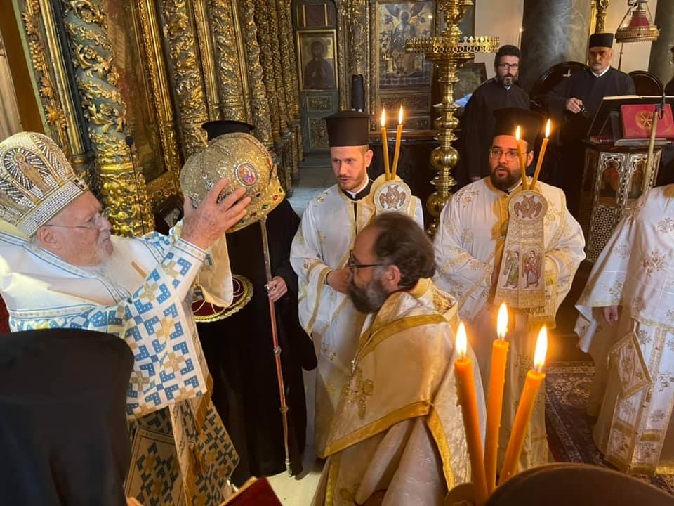 Вселенский Патриарх призвал нового Митрополита Галльского воплотить Евангельскую весть, которую забыла Европа (видеорепортаж)