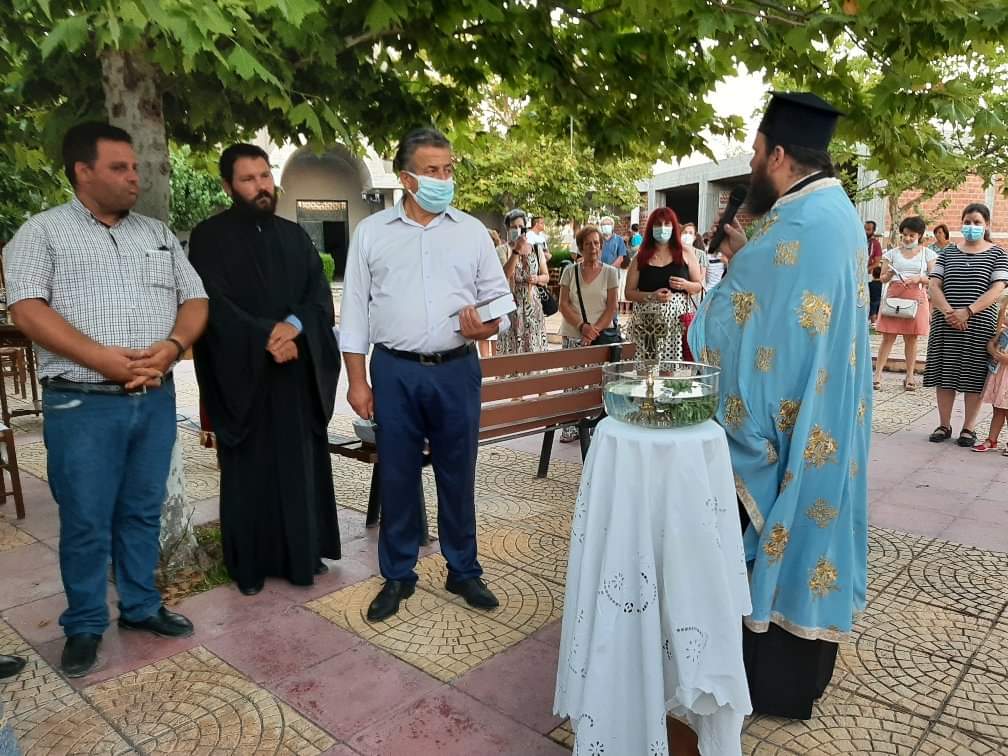 Εγκαίνια νέας βιβλιοθήκης στην Παναγία την Παραβουνιώτισσα