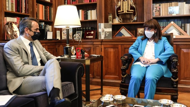 Church, Greek state now cooperate to persuade people to get vaccinated