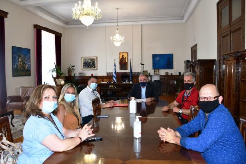 Εθνική υποχρέωση η στήριξη στις τρίτεκνες οικογένειες