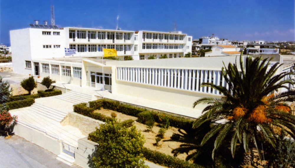Патриаршая Высшая Духовная академия Крита: парламентарии просят открыть отделение на иностранном языке