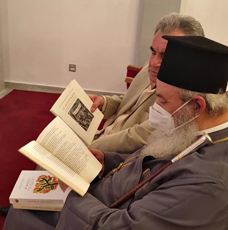 Το Επετειακό Μετάλλιο της Μητροπόλεως σε έναν Εκδότη