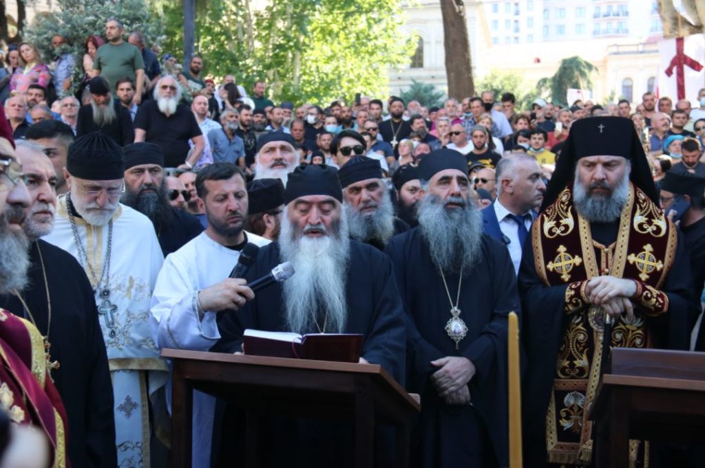 Το Πατριαρχείο Γεωργίας καταδικάζει τη βία