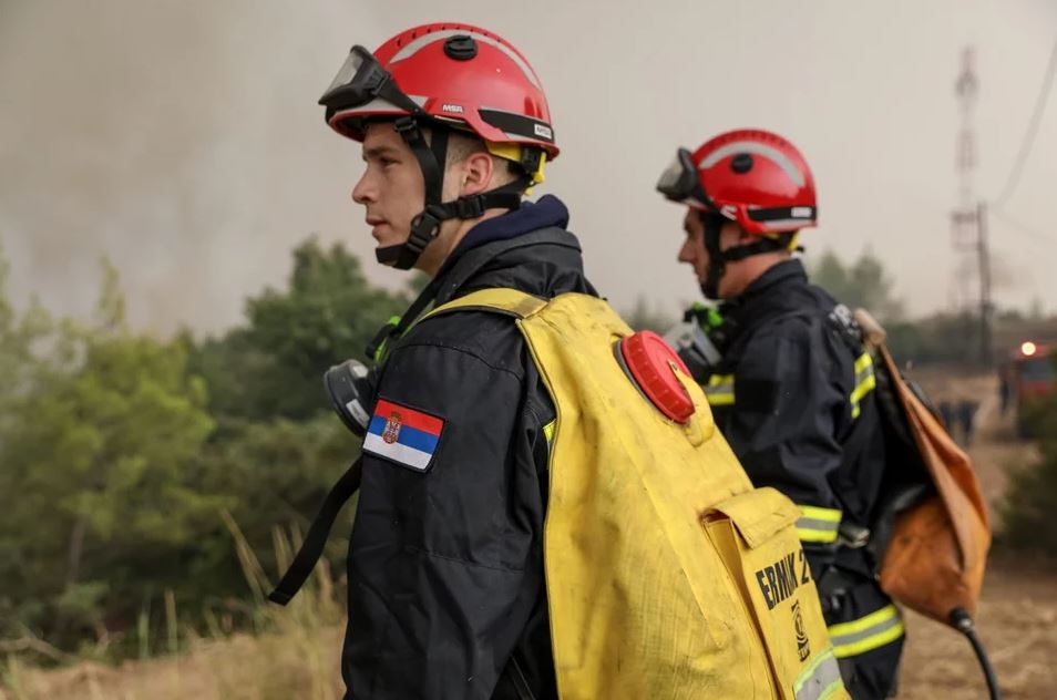 Η Μονή Βίσοκι Ντέτσανι για τους Σέρβους πυροσβέστες στην Ελλάδα