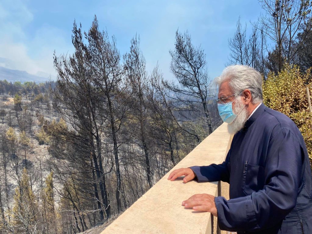 Αποκλειστικό: Στις πληγείσες περιοχές ο Μητροπολίτης Ιλίου
