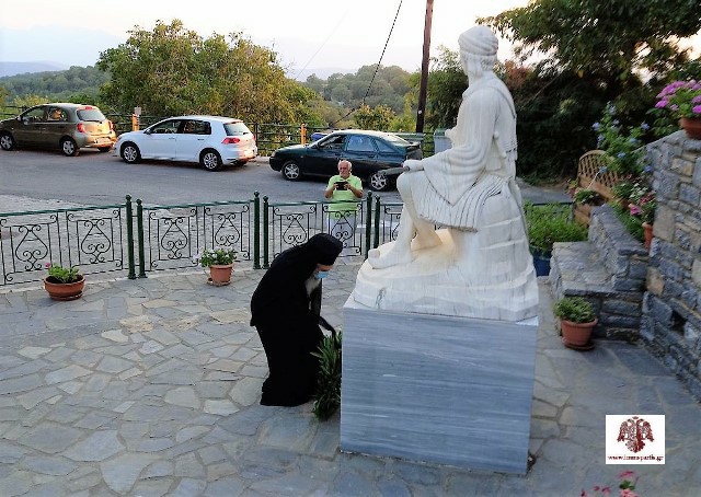Απόδοση τιμών στον Καπετάν Ζαχαρία στη Βαρβίτσα