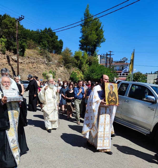 Στον Όσιο Ιωάννη τον Ρώσο ο Μητροπολίτης Χαλκίδος