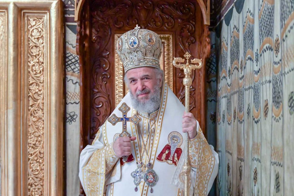 Maica Domnului ne deschide ușa raiului în grădina ei de frumuseți: IPS Casian despre postul Adormirii Maicii Domnului