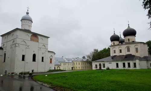 В Новгороде нашли древнюю печать Антониева монастыря и еще более тысячи раритетов