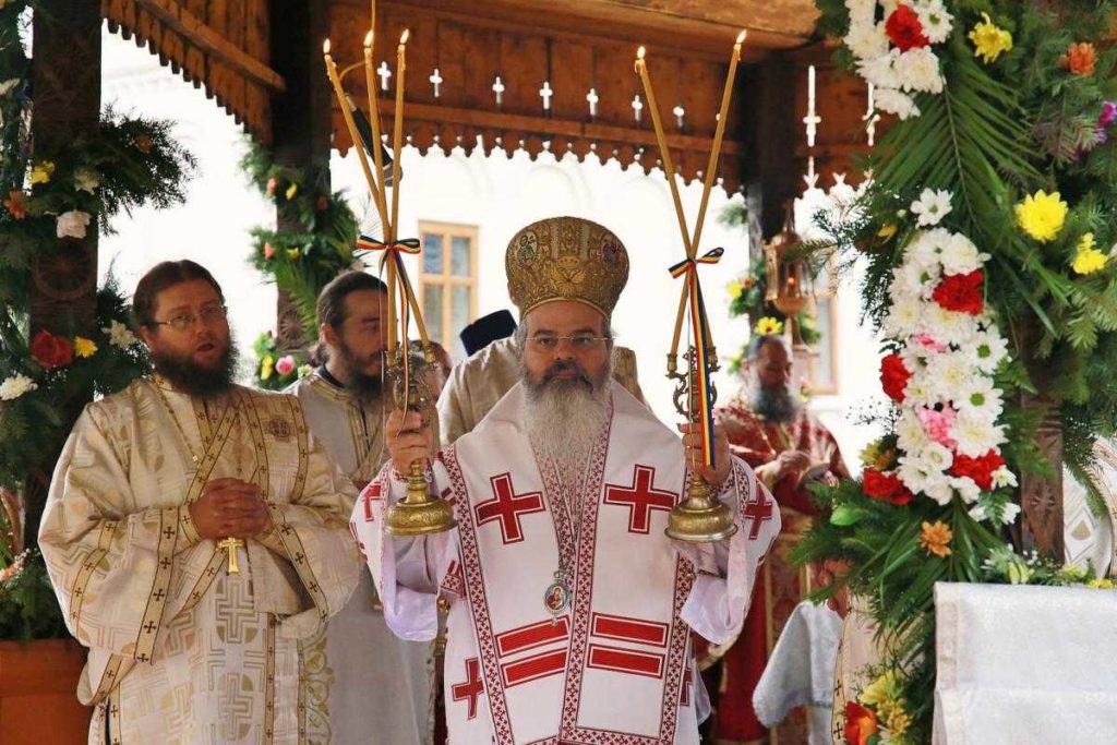 Păcatul instaurează în noi o schizofrenie spirituală: Episcopul Ignatie la hramul Mănăstirii Secu