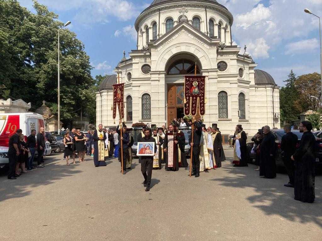 Mesajul Patriarhului Daniel la înmormântarea preotului Costel Paizan și a soţiei sale