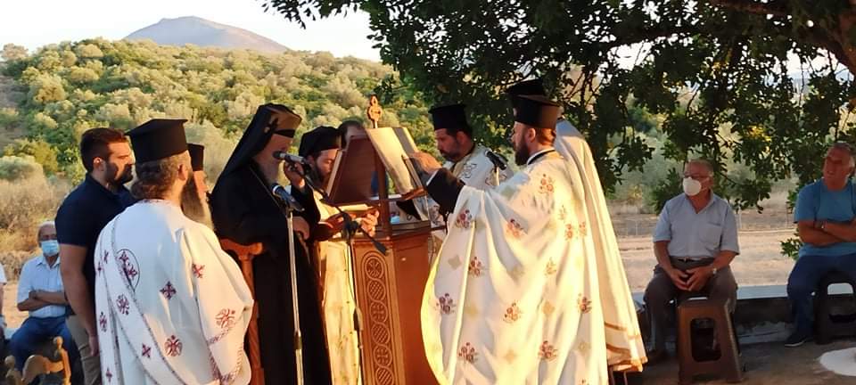 Ο Καρυστίας Σεραφείμ στην εορτή της Τιμίας Ζώνης (ΦΩΤΟ)