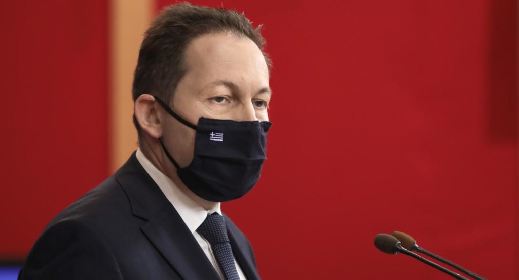 Ο Πέτσας για την επέκταση της υποχρεωτικότητας εμβολιασμών