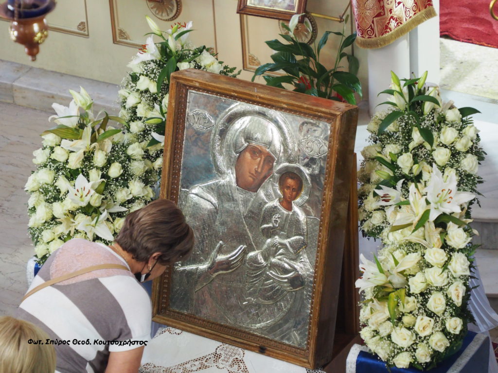 H Θαυματουργή Εικόνα της Παναγίας στο χωριό Δαμάστα Φθιώτιδος