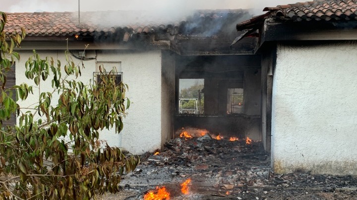 Πυρκαγιές: 330 επικίνδυνες κατοικίες μέχρι στιγμής – Συνεχίζονται οι έλεγχοι