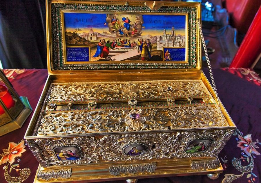 Commemoration of the placing of the Honorable Sash of the Holy Theotokos