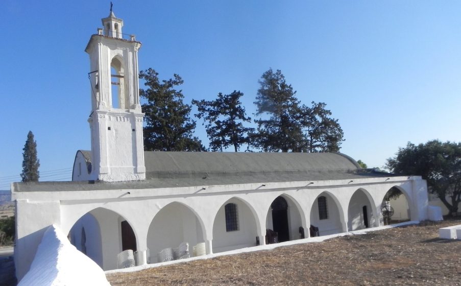 Θεία Λειτουργία στον Ιερό Ναό Τιμίου Προδρόμου στην κατεχόμενη Γύψο