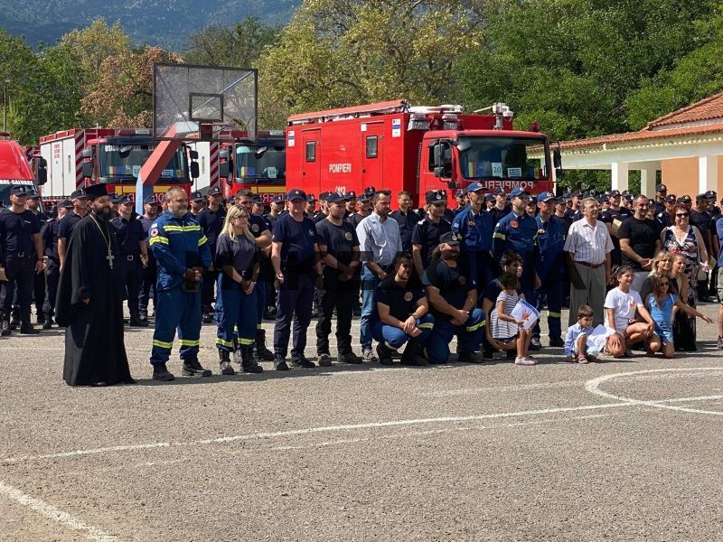 ΠΡΟΚΟΠΙ: Με την ευχή της Εκκλησίας αναχώρησαν Ρουμάνοι και Μολδαβοί πυροσβέστες