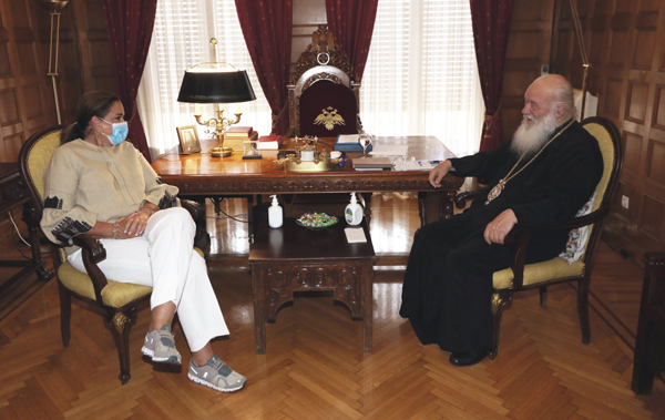 Συναντήσεις Αρχιεπισκόπου – Ενημέρωση από την Ντόρα Μπακογιάννη