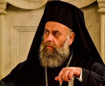 “Να προσθέσω και τις δικές μου ευχές και προσευχές”