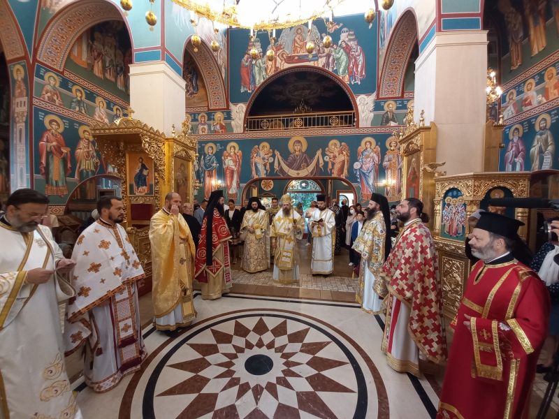 Архиерейска св. Литургия и водосвет в чест на Кръстовден в храм “Въздвижение на Светия Кръст Господен”