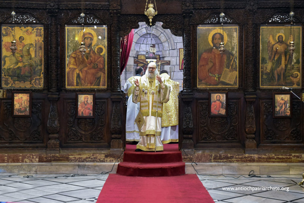 القداس الإلهي في دير القديس جاورجيوس الحميراء في وادي النصارى.