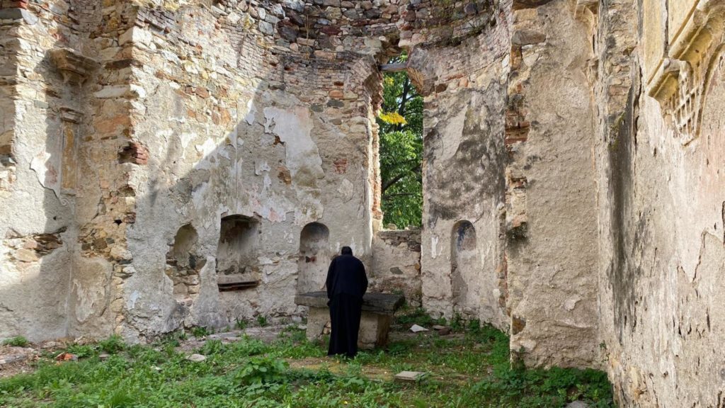 Архиепископ Макарије посетио парохију пожешку